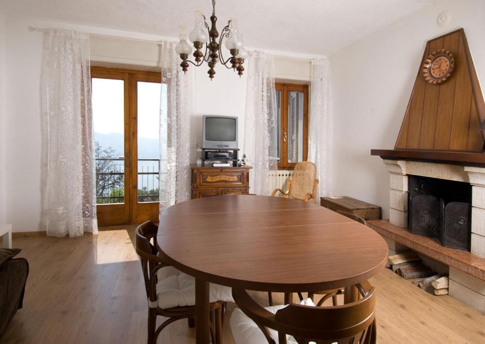 Appartamenti San Pietro - Hotel Gallo Tignale Bagian luar foto