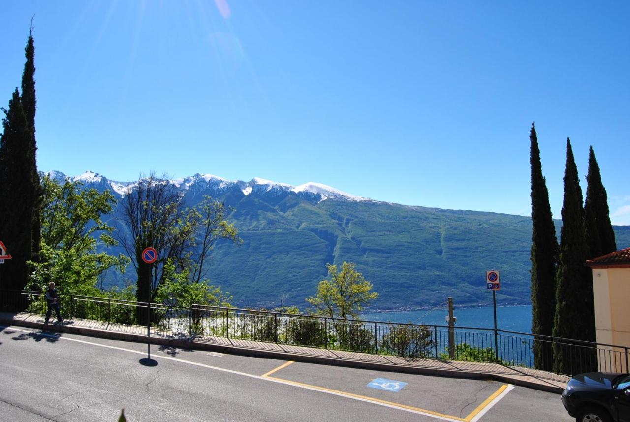 Appartamenti San Pietro - Hotel Gallo Tignale Bagian luar foto