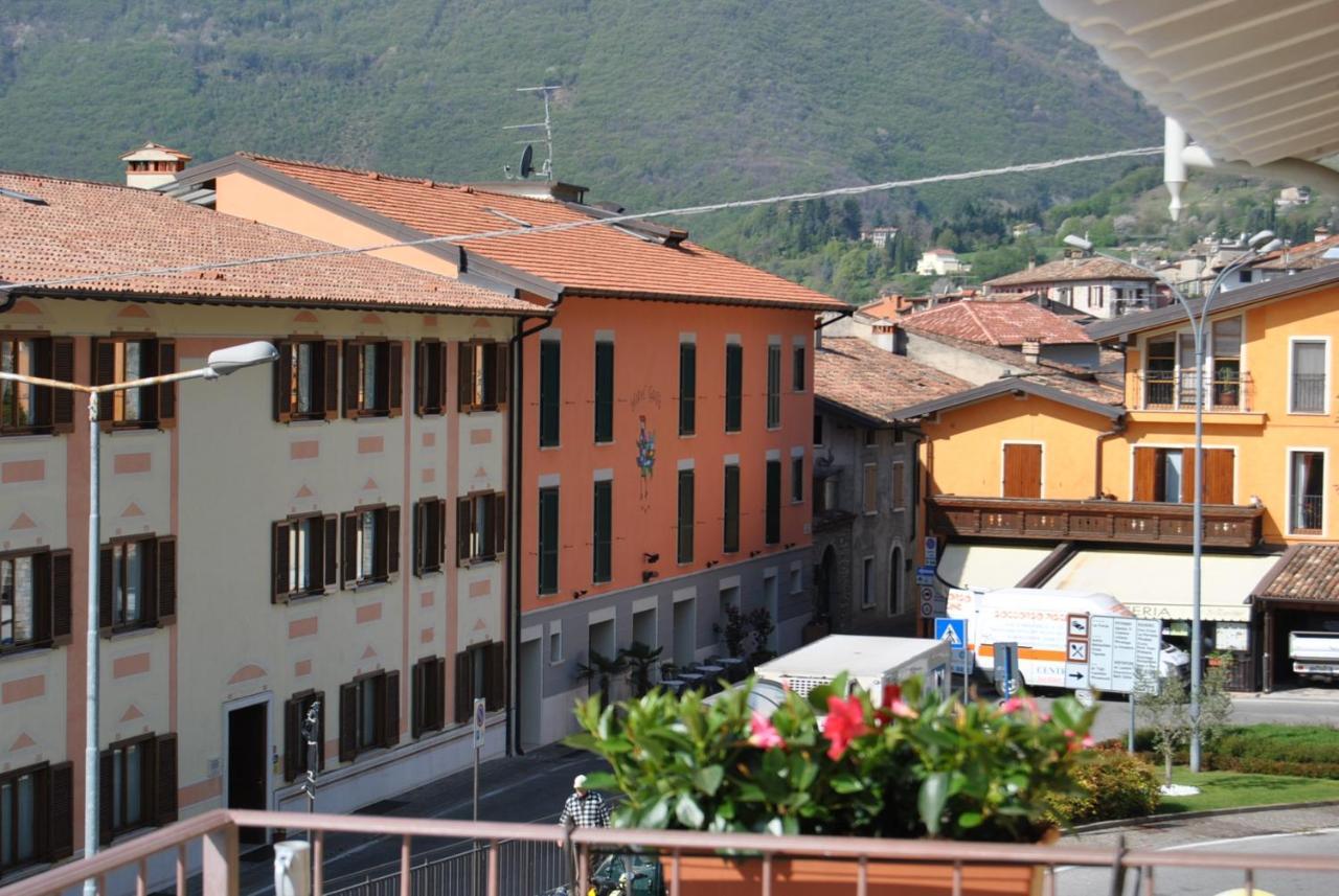 Appartamenti San Pietro - Hotel Gallo Tignale Bagian luar foto